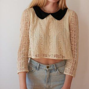 Peter Pan collar long-sleeved lace crop top